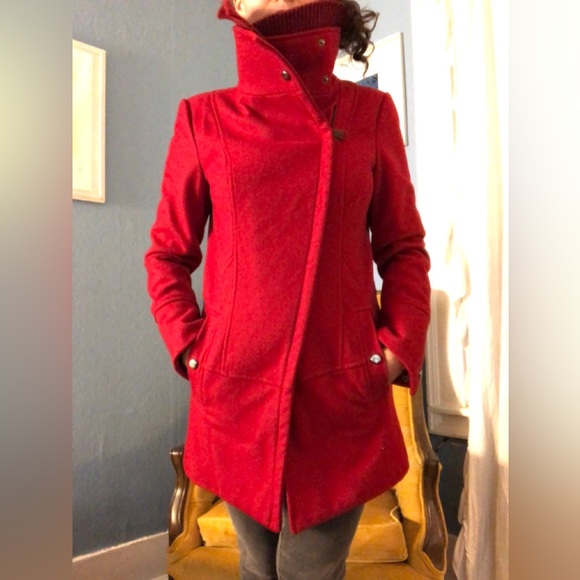 Steve Madden red wool coat -size small - pea coat style w/ detachable cowl neck - Picture 13 of 17